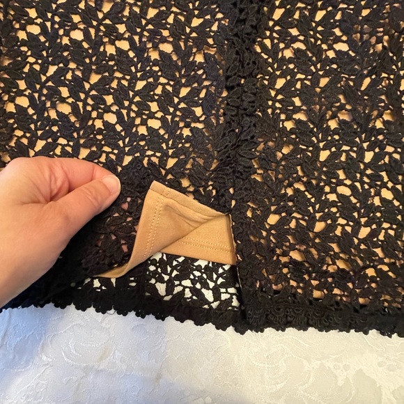 Kendall & Kylie Two piece skirt and top-NWOT-Black lace over nude underlay - Picture 3 of 6